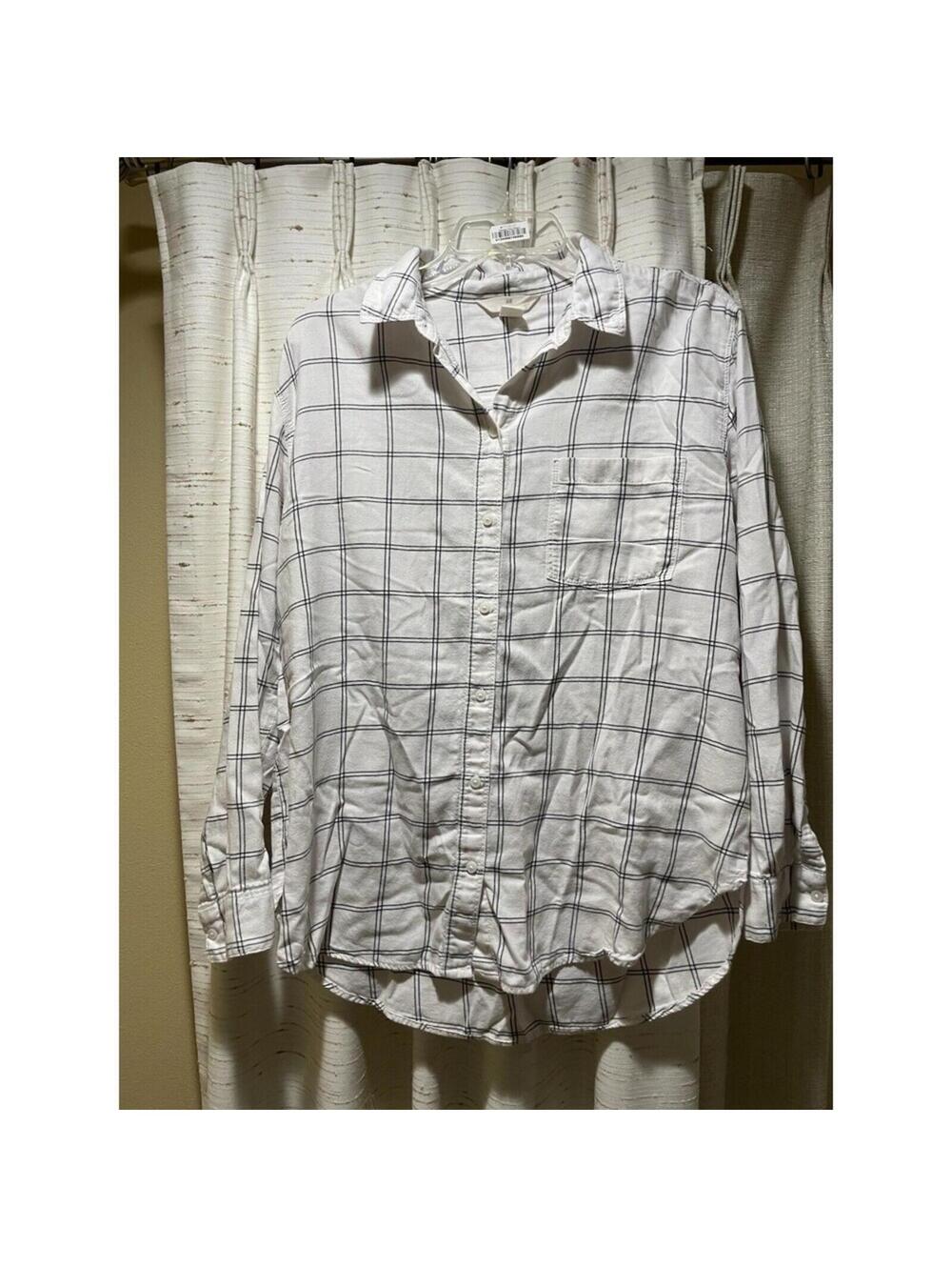 Women’s H&M logg White Flannel Button Down Shirt Plaid Size 8